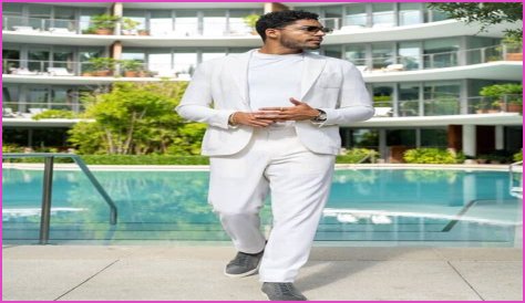 Michael Evans Behling Age, Height, Wife, Parents, Net Worth