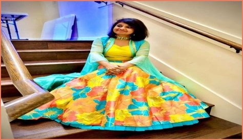 Sumangali Singer Wiki, Husband, Age, Family, Songs, Net Worth,